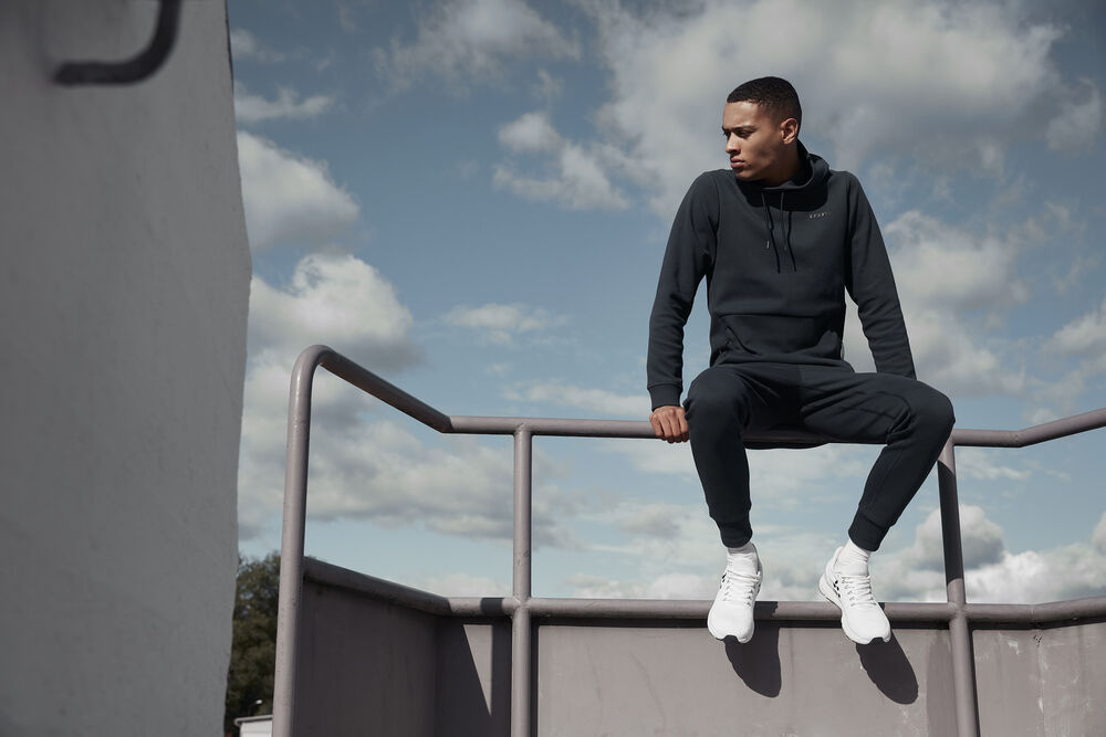 1908655-999000_1908656-999000_1908265-900000_02