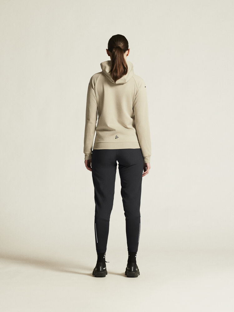 1909133-608000_ADV20Unify20FZ20Hood20W_closeup3