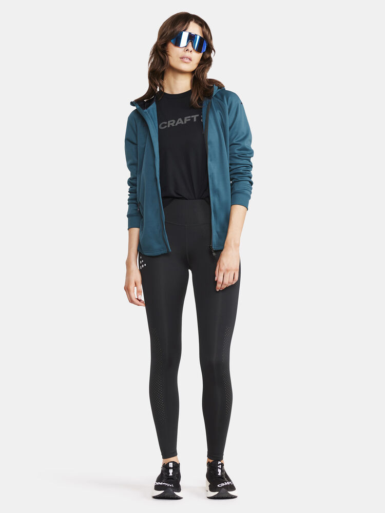 1909133-678000_Adv20Unify20Fz20Hood20W_closeup5