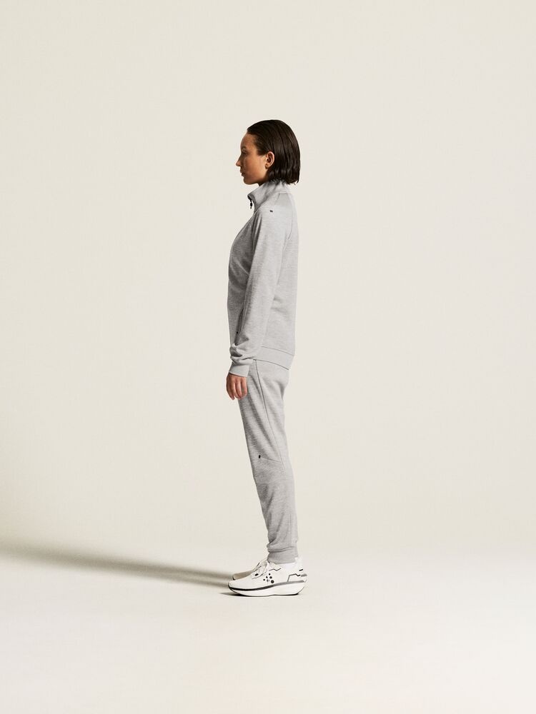 1909135-950000_ADV20Unify20Jacket20W_closeup4-1