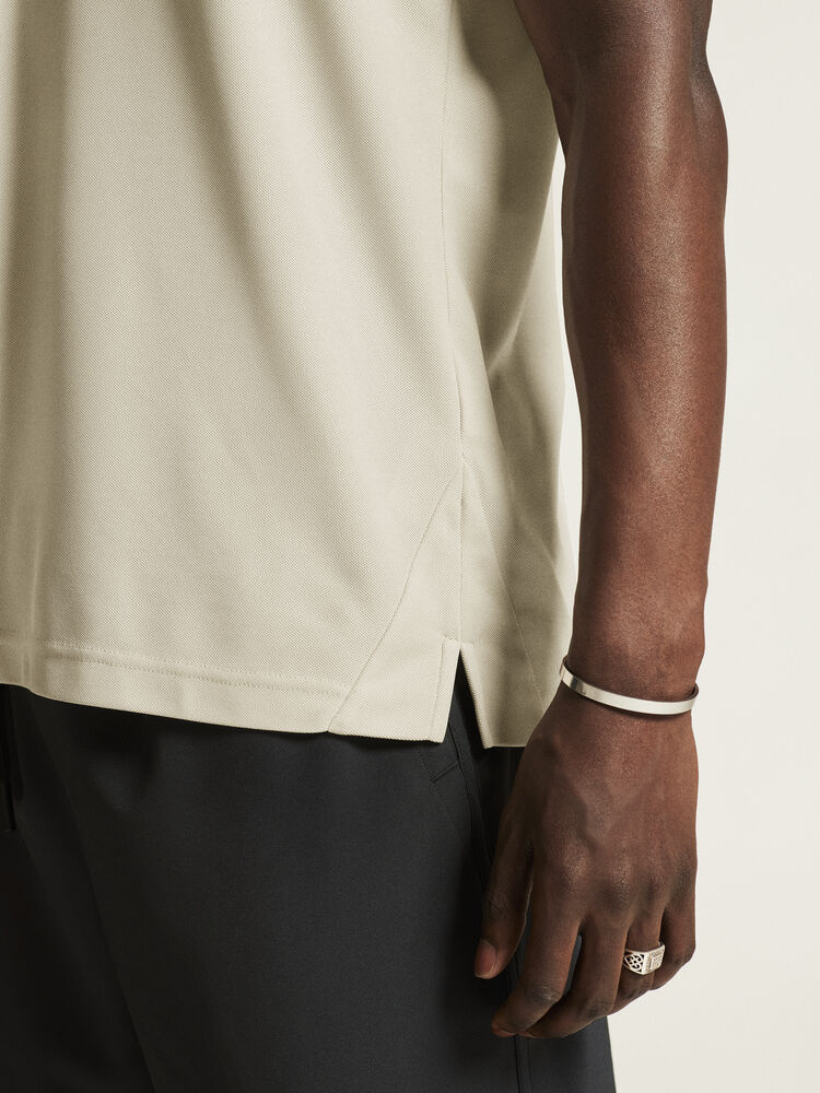 1909138-214000_CORE20Unify20Polo20Shirt20M_closeup6