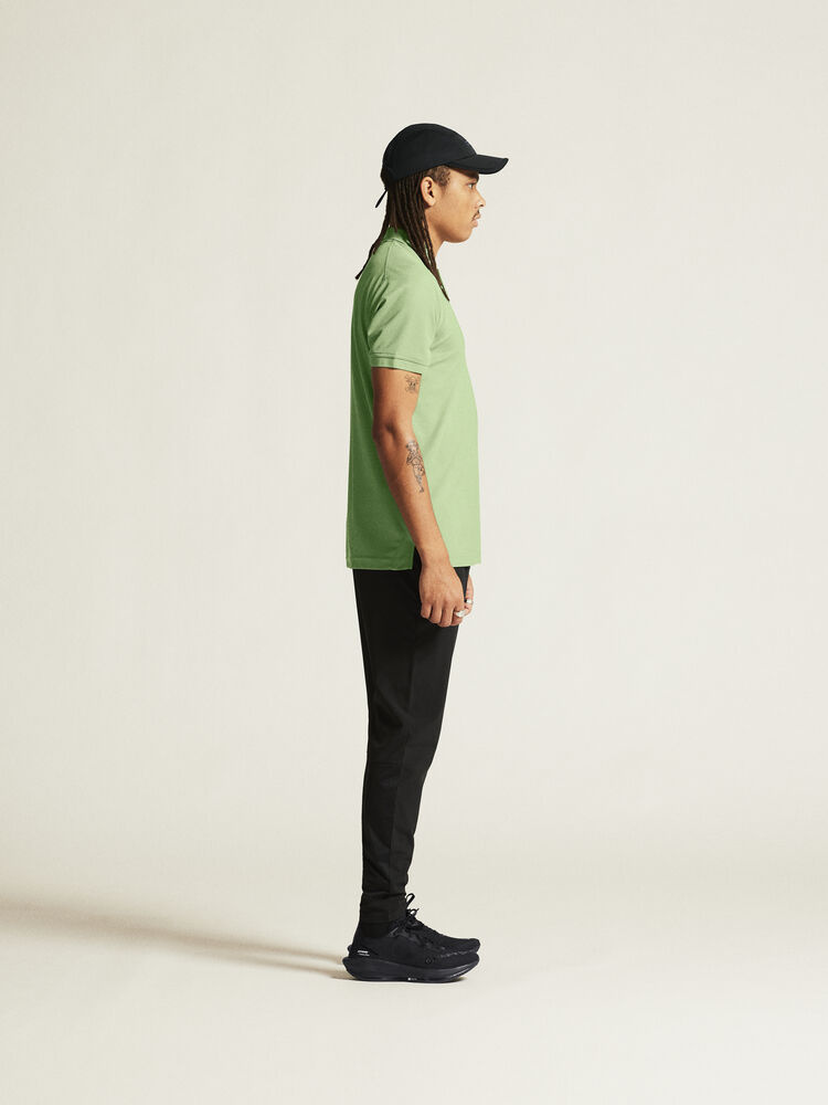 1909138-622000_Core20Unify20Polo20Shirt20M_closeup2