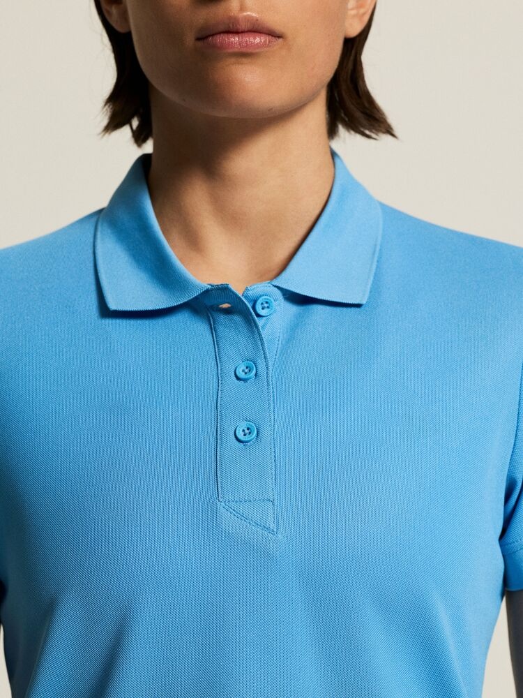 1909139-307000_CORE20Unify20Polo20Shirt20W_closeup7