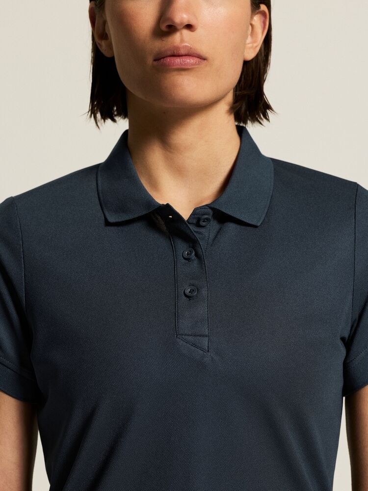 1909139-395000_CORE20Unify20Polo20Shirt20W_closeup7