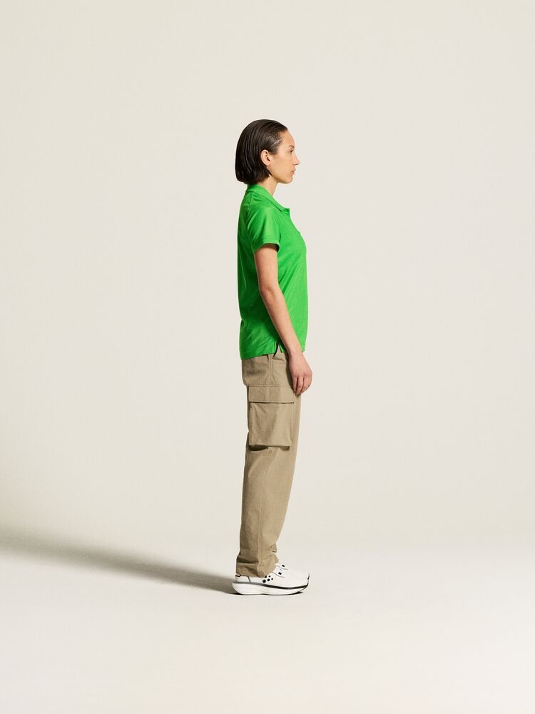 1909139-606000_CORE20Unify20Polo20Shirt20W_closeup2-1
