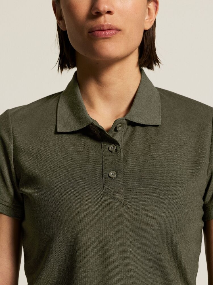 1909139-669200_CORE20Unify20Polo20Shirt20W_closeup7
