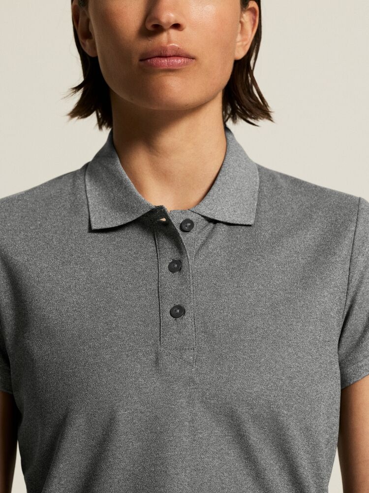 1909139-975000_CORE20Unify20Polo20Shirt20W_closeup7