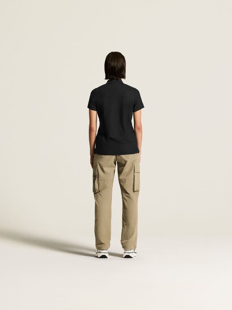 1909139-999000_CORE20Unify20Polo20Shirt20W_closeup3
