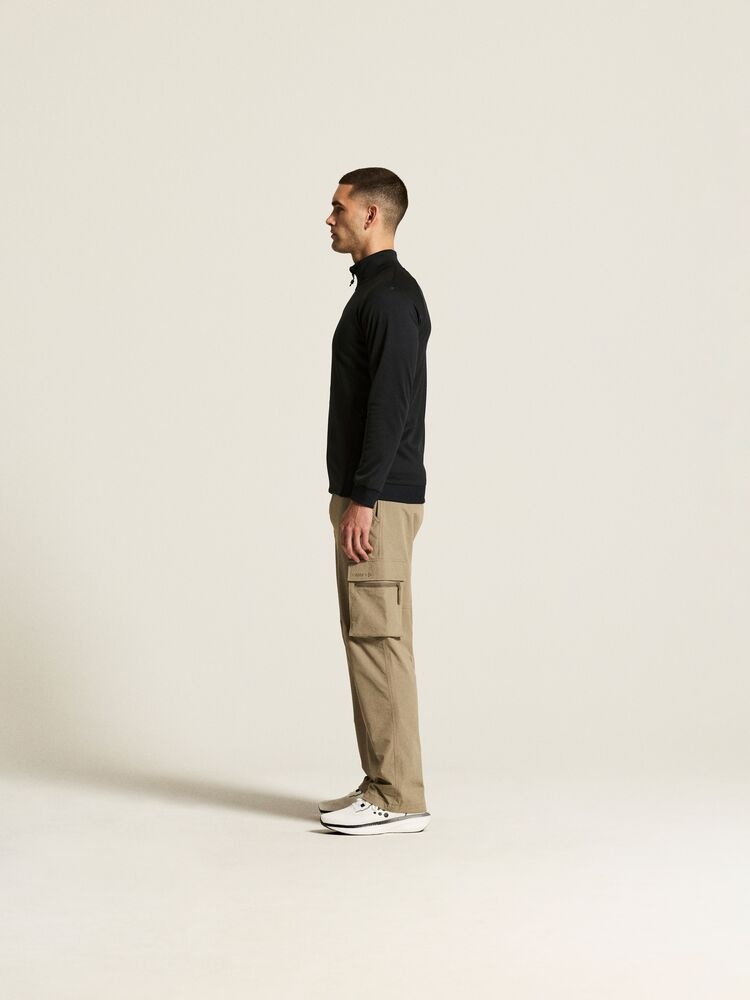 1909134-999000_ADV20Unify20Jacket20M_closeup4