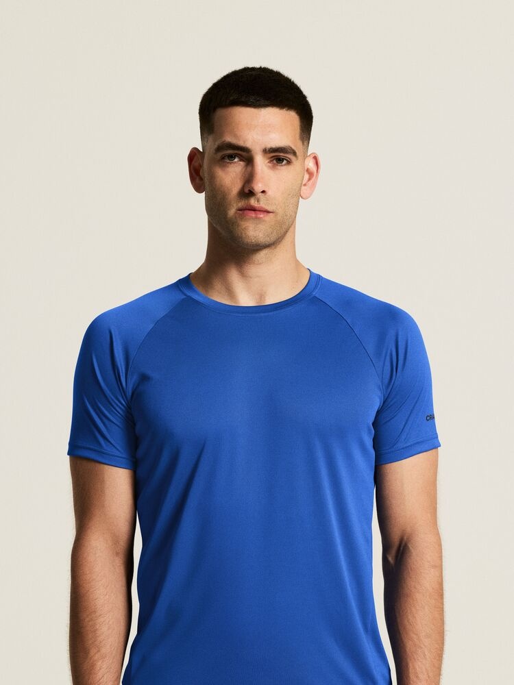 1909878-346000_Core20Unify20Training20Tee20M_closeup6