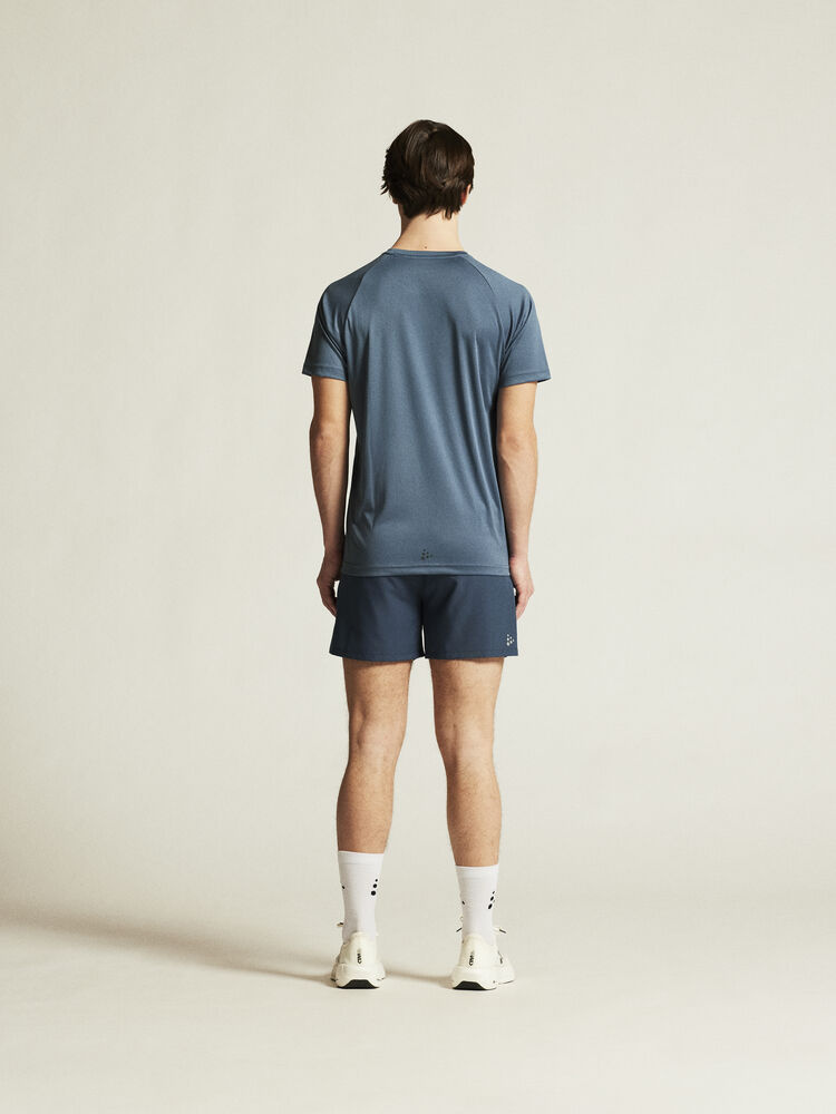 1909878-376000_Core20Unify20Training20Tee20M_closeup3