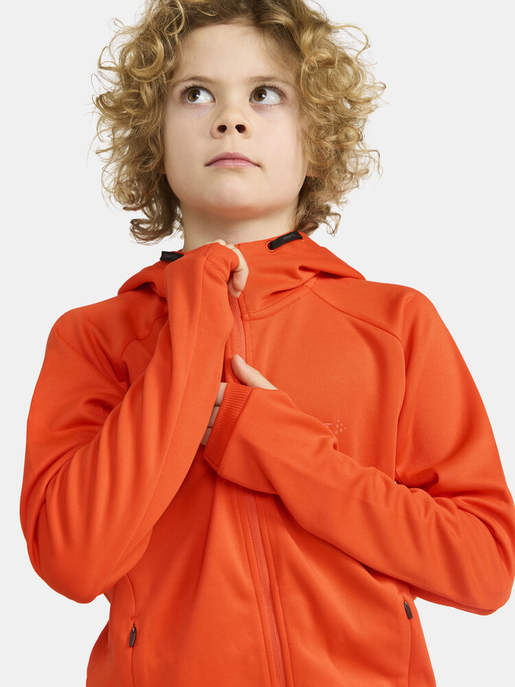 1910159-521100_Evolve20Hood20Jacket20JR_Closeup4