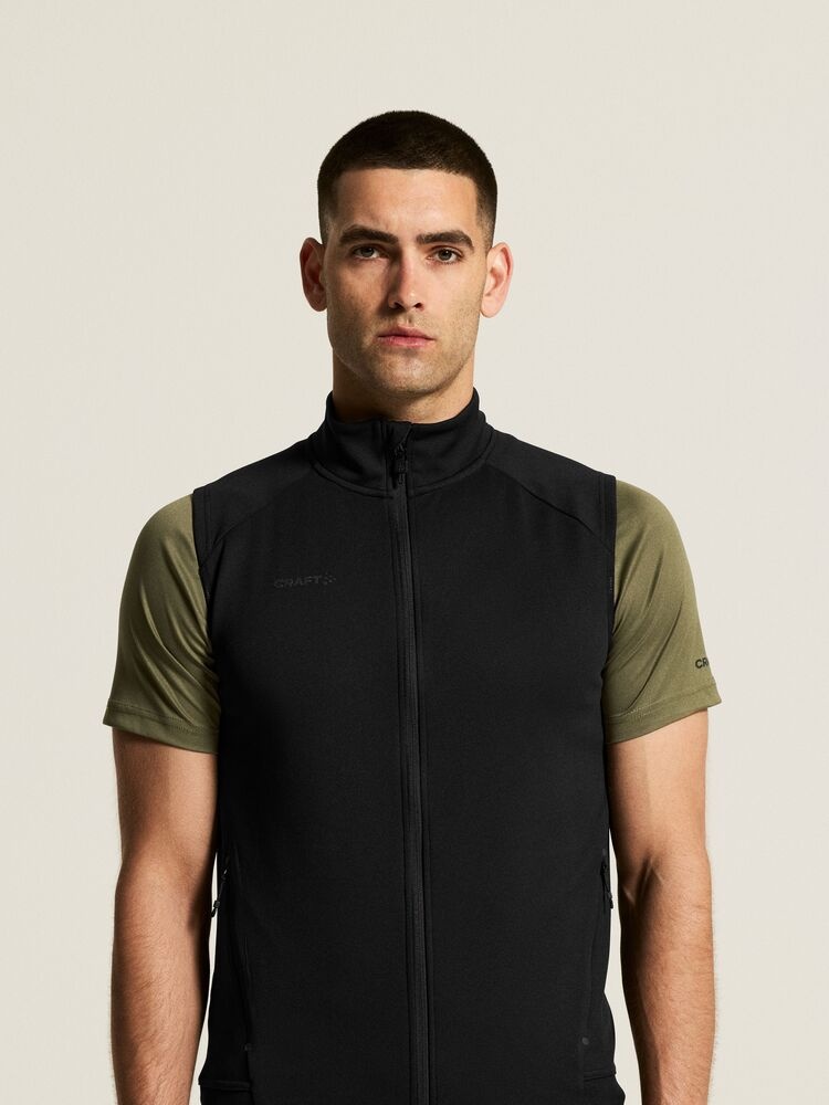 1912161-999000_ADV20Unify20Vest20M_closeup6