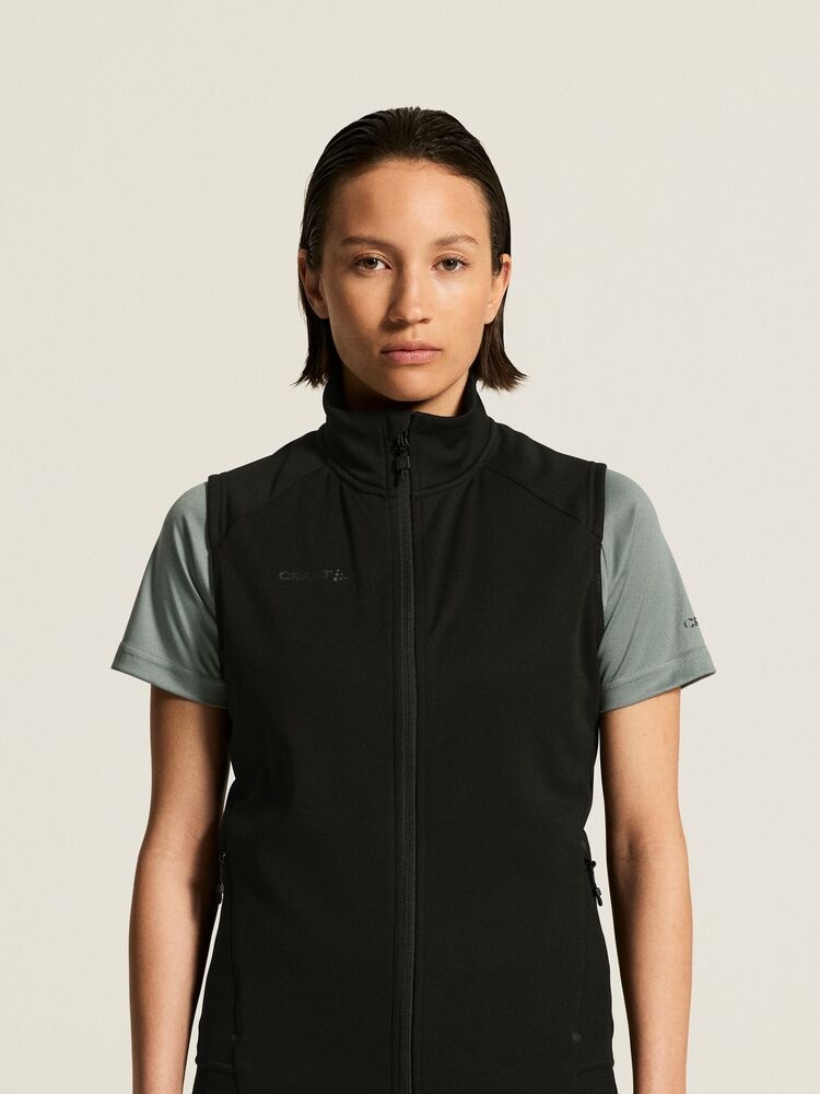 1912162-999000_ADV20Unify20Vest20W_closeup6