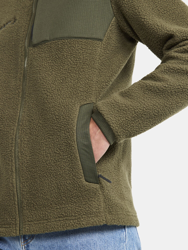 1912220-664000_ADV20Explore20Pile20Fleece20Jacket20M_closeup5