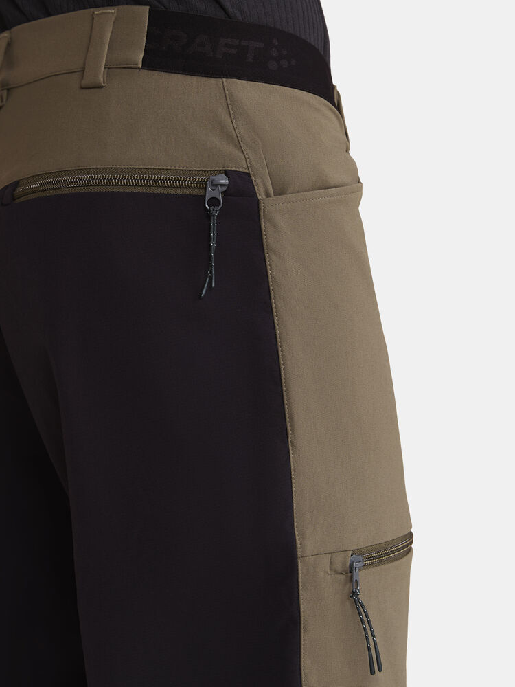 1913802-664000_PRO20Explore20Hiking20Pant20M_Closeup4