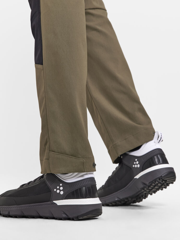 1913803-664000_PRO20Explore20Hiking20Pant20W_Closeup5