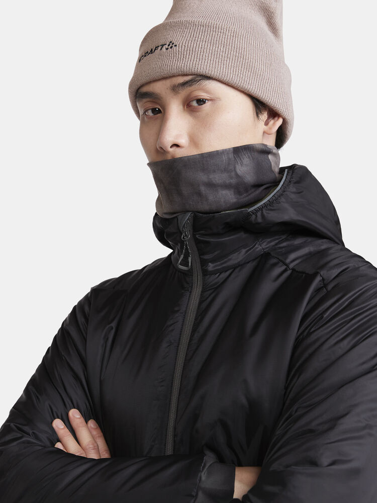 1913804-999000_ADV20Explore20Lightweight20Jacket20M_Closeup7