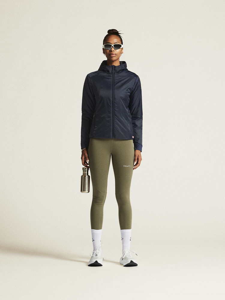 1913805-396000_ADV20Explore20Lightweight20Jacket20W_closeup1