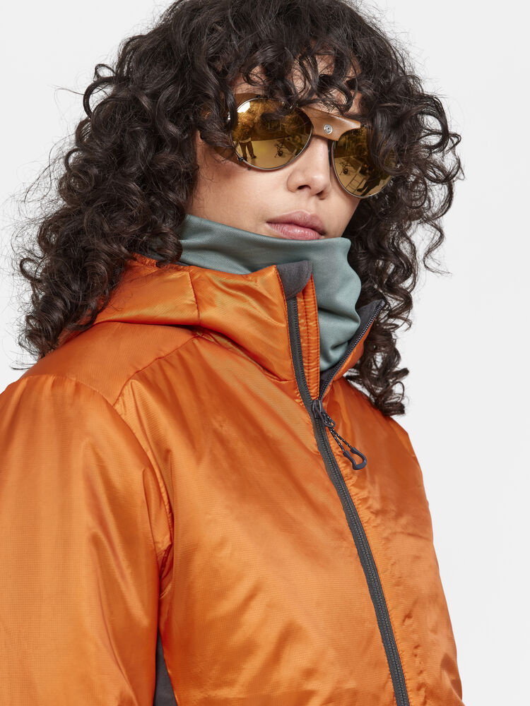 1913805-580000_ADV20Explore20Lightweight20Jacket20W_Closeup3