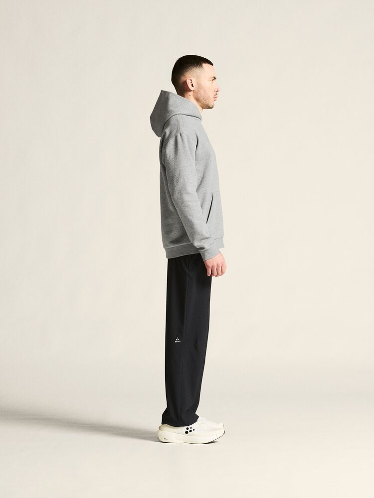 1915344-950000_Community20220Logo20Hoodie20M_closeup2
