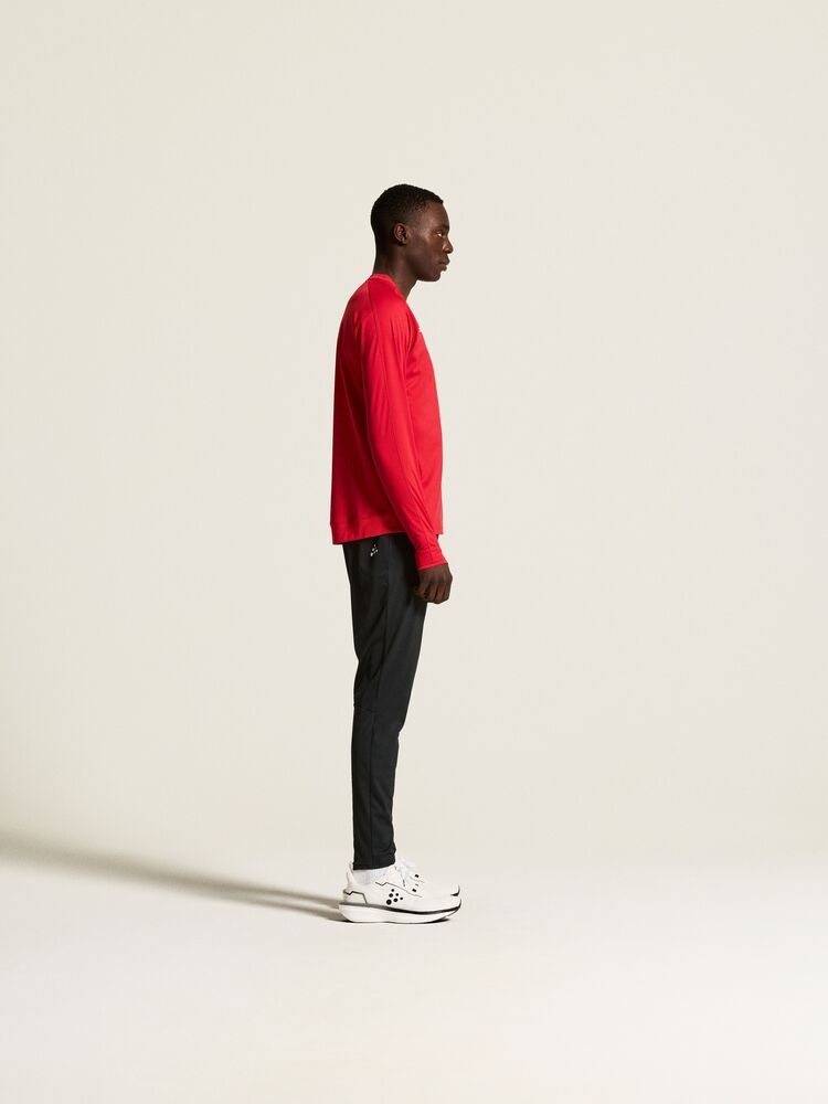 1915688-4300_Evolve20220Crewneck20M_closeup2