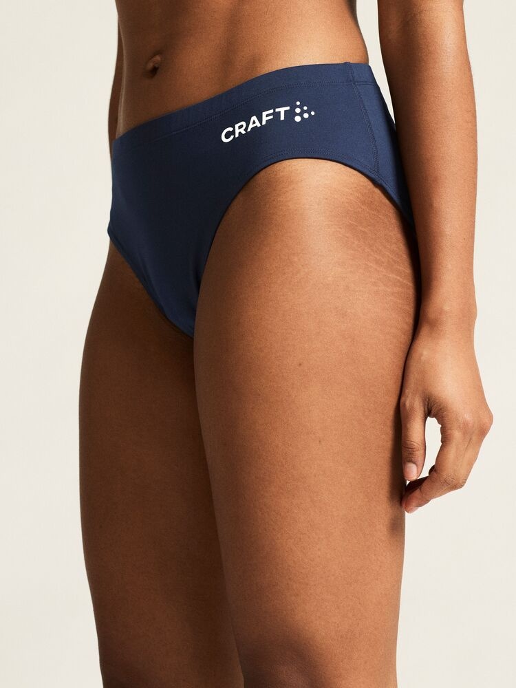 1916136-390000_Rush20220Brief20W_closeup5