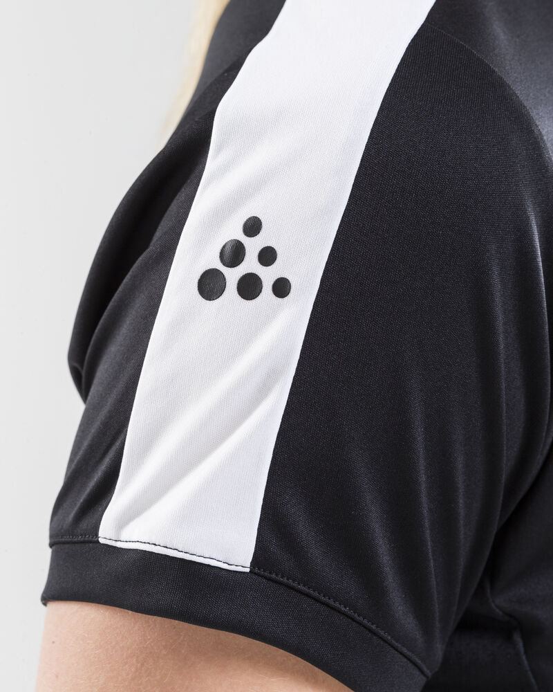 1905622_9900_PROGRESS20Practise20Tee20WMN_C3