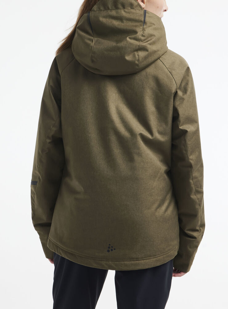 1906323-671000_Mountain20padded20jacket20W_Closeup2