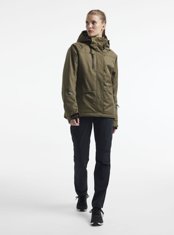 1906323-671000_Mountain20padded20jacket20W_Closeup6