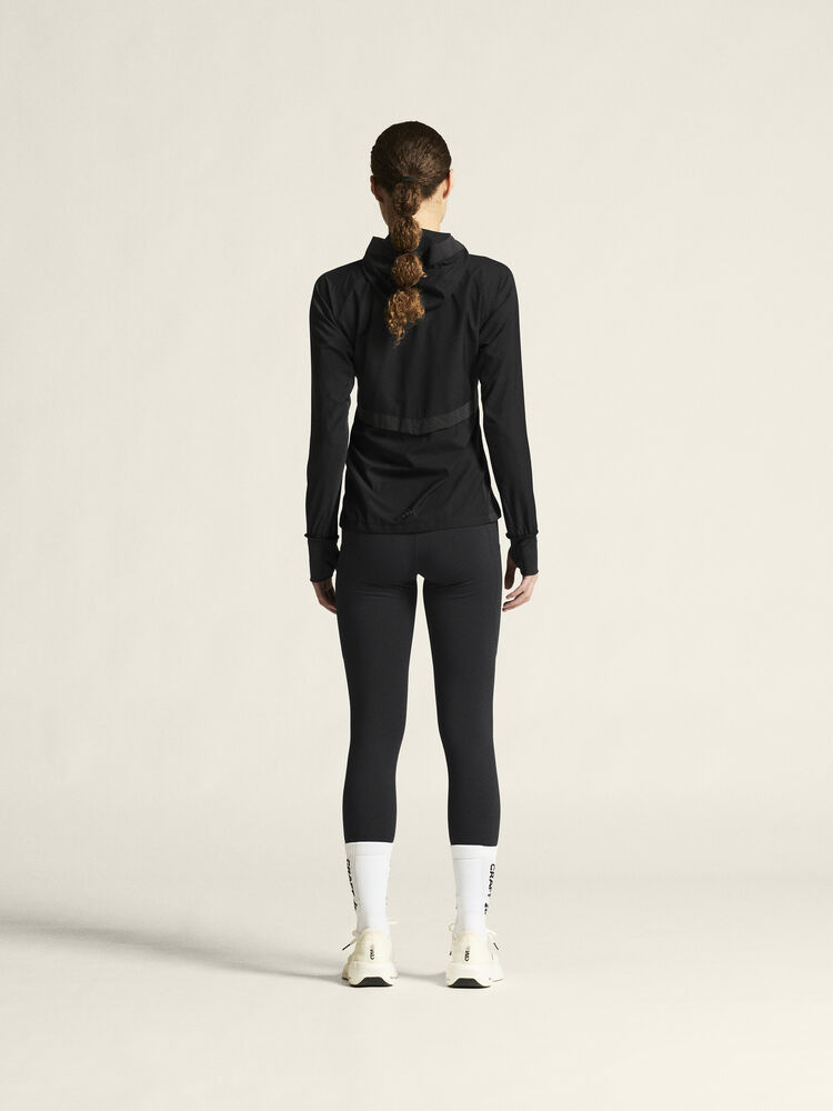 1906435-999000_Urban20Run20Hood20Jacket20W_closeup3