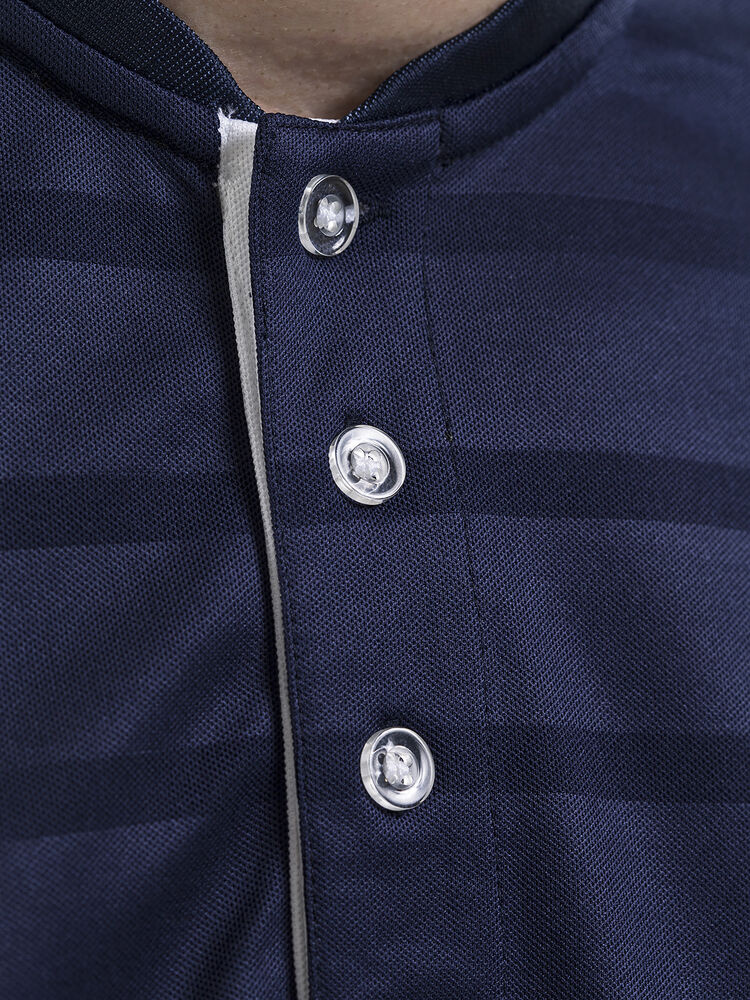 1906695_390900_Pro_Control_Button_Jersey_C5