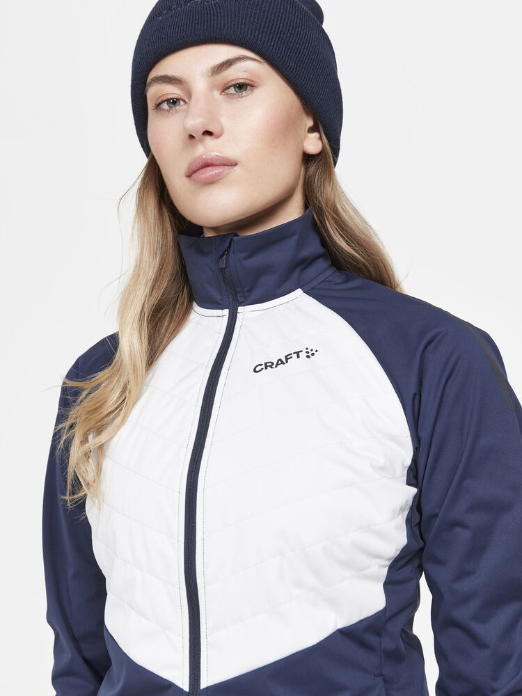 1907773-396914_ADV20Nordic20Training20Jacket20W_Closeup3