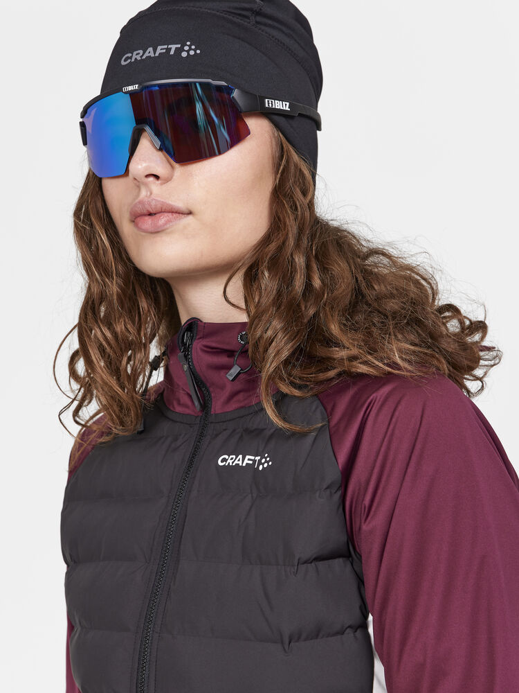 1907846-492999_ADV20Pursuit20Thermal20Jacket20W_Closeup4