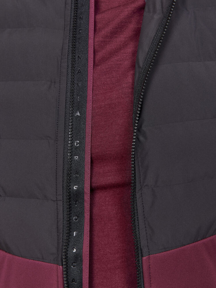 1907846-492999_ADV20Pursuit20Thermal20Jacket20W_Closeup5