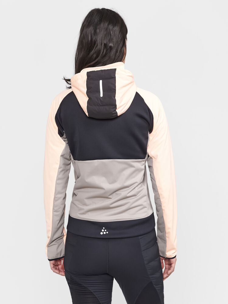 1907846-840230_ADV20Pursuit20Thermal20Jacket20W_Closeup2