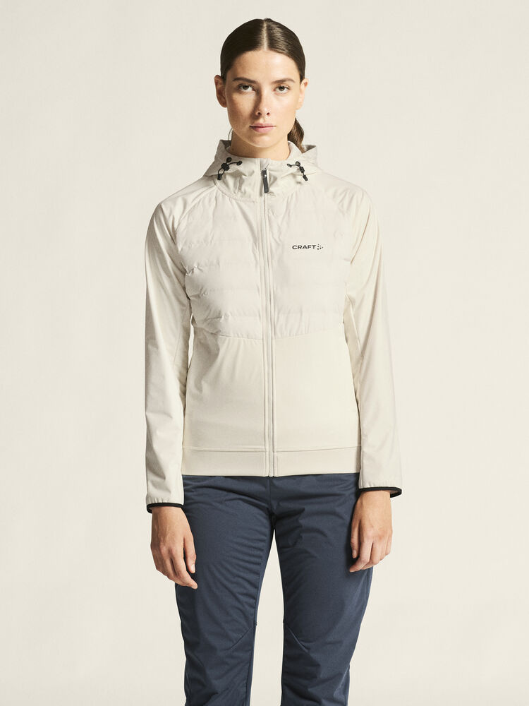 1907846-905000_ADV20Pursuit20Thermal20Jacket20W_closeup4