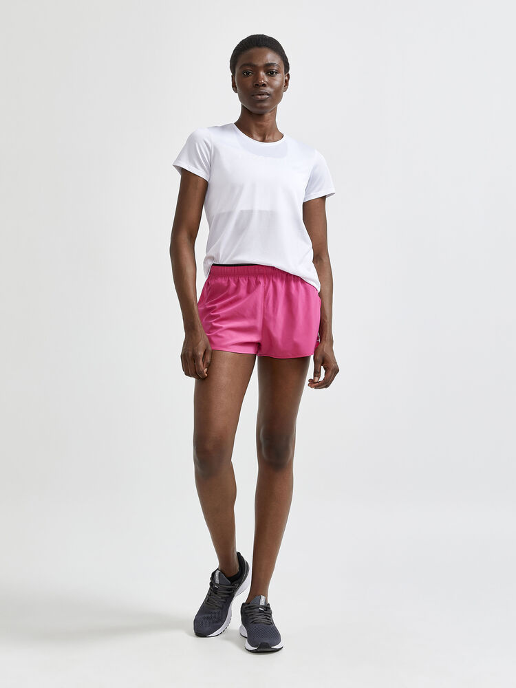 1908745-900000_Core20Essence20SS20Mesh20Tee_Closeup5