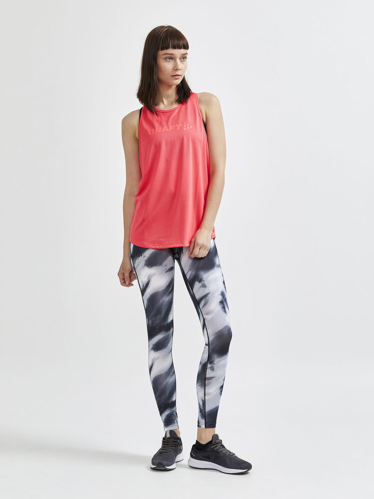 1908747-410000_Core20Essence20Mesh20Singlet_Closeup4