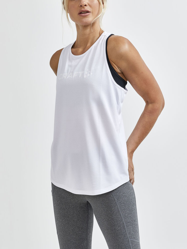 1908747-900000_Core20Essence20Mesh20Singlet_Closeup1