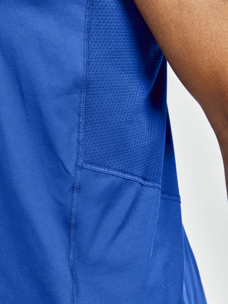 1908755-360000_ADV20Essence20Singlet_Closeup3