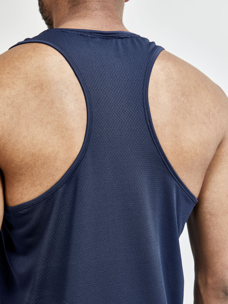 1908755-396000_ADV20Essence20Singlet_Closeup3