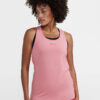 1908770-731000_ADV20Essence20Singlet20W_Closeup1