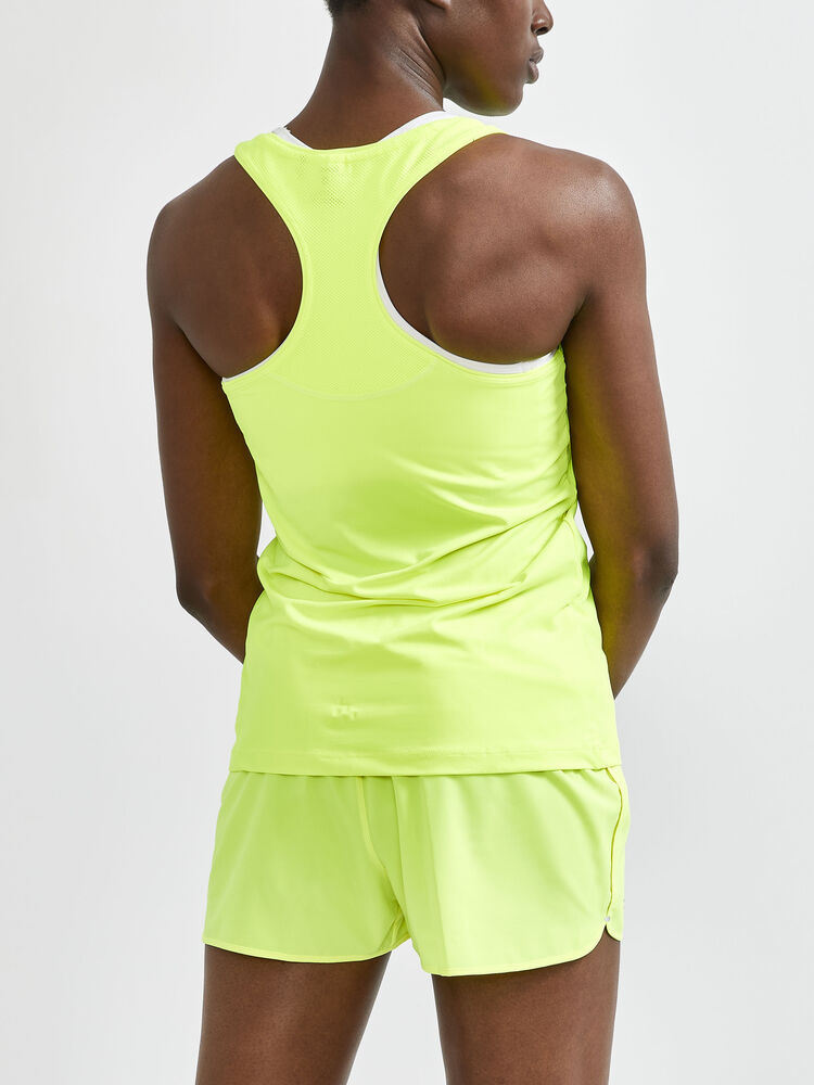 1908770-851000_ADV20Essence20Singlet_Closeup2
