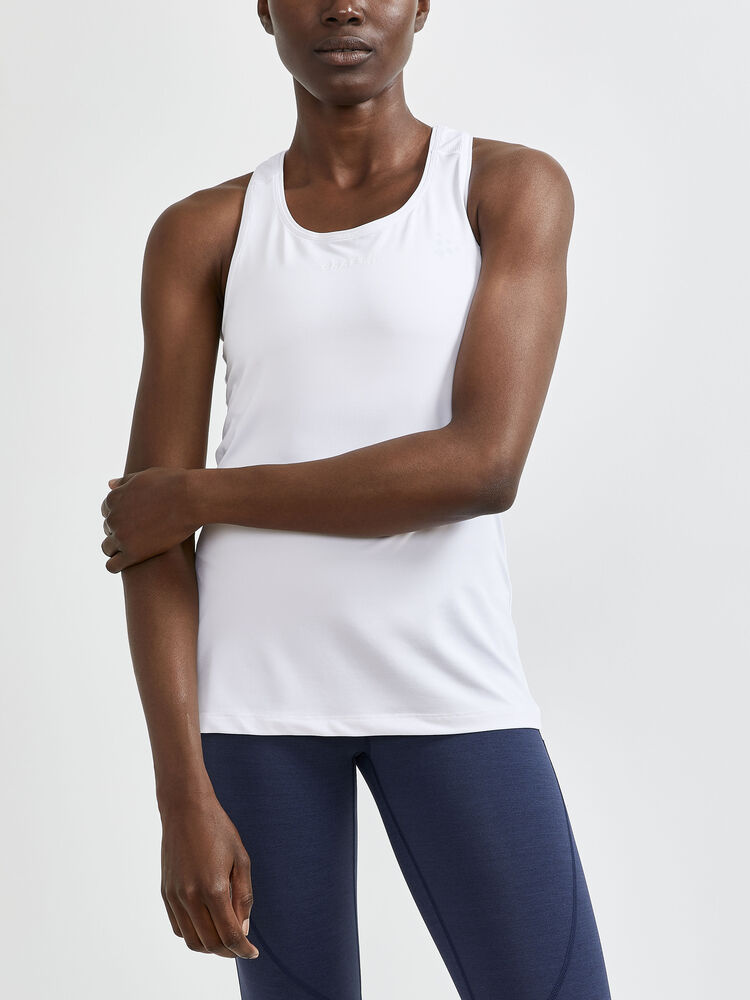 1908770-900000_ADV20Essence20Singlet_Closeup1