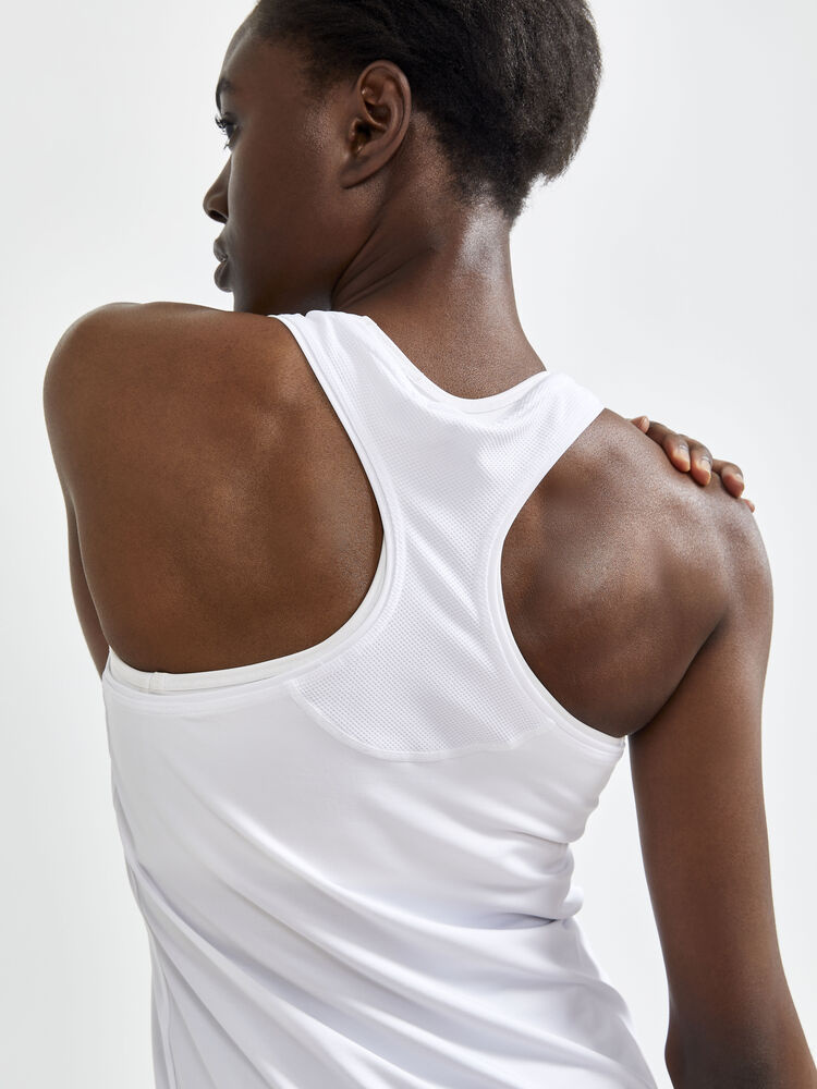1908770-900000_ADV20Essence20Singlet_Closeup4