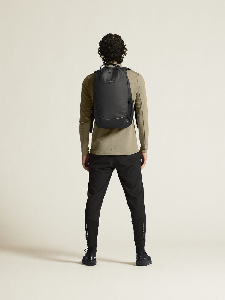 1909496-237000_CORE20Gain20Midlayer20M_closeup3