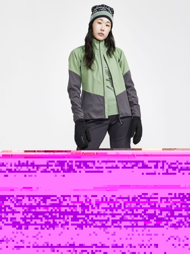 1909497-622000_CORE20Gain20midlayer20W_Closeup3