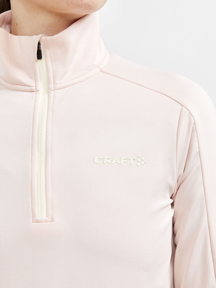 1909497-718000_CORE20Gain20midlayer20W_Closeup4