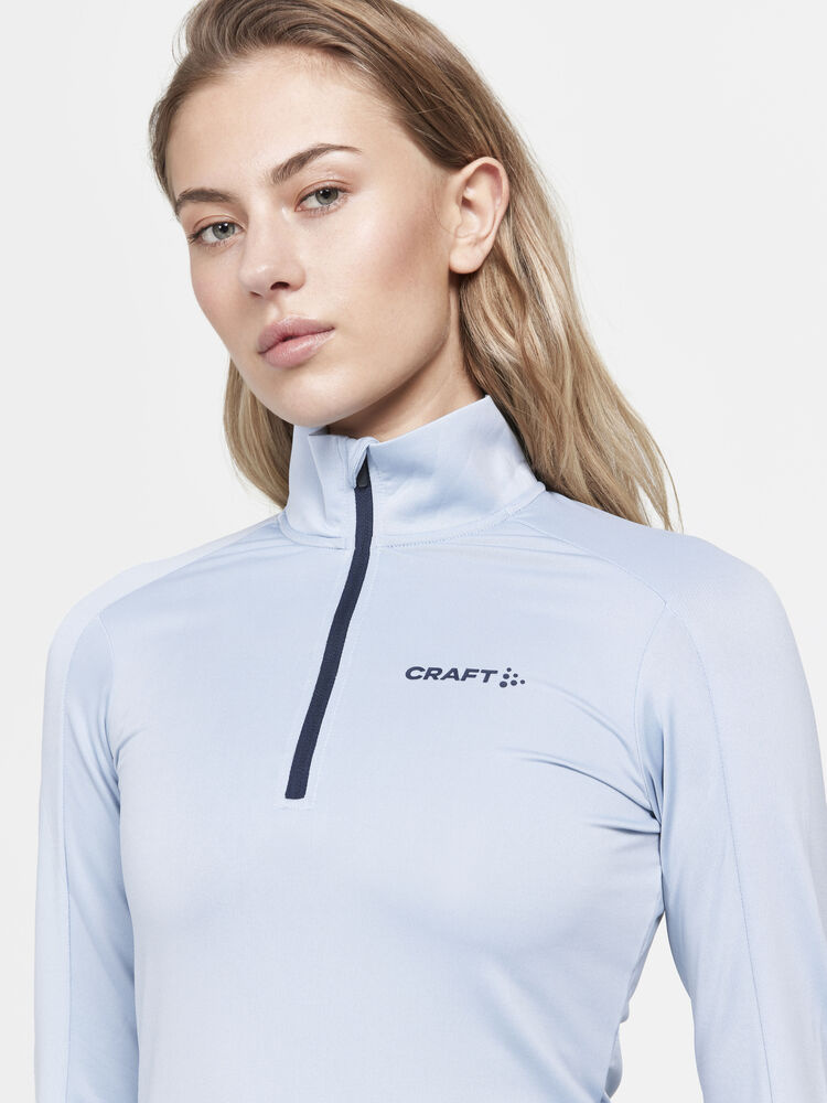 1909497-909000_CORE20Gain20midlayer20W_Closeup3-1